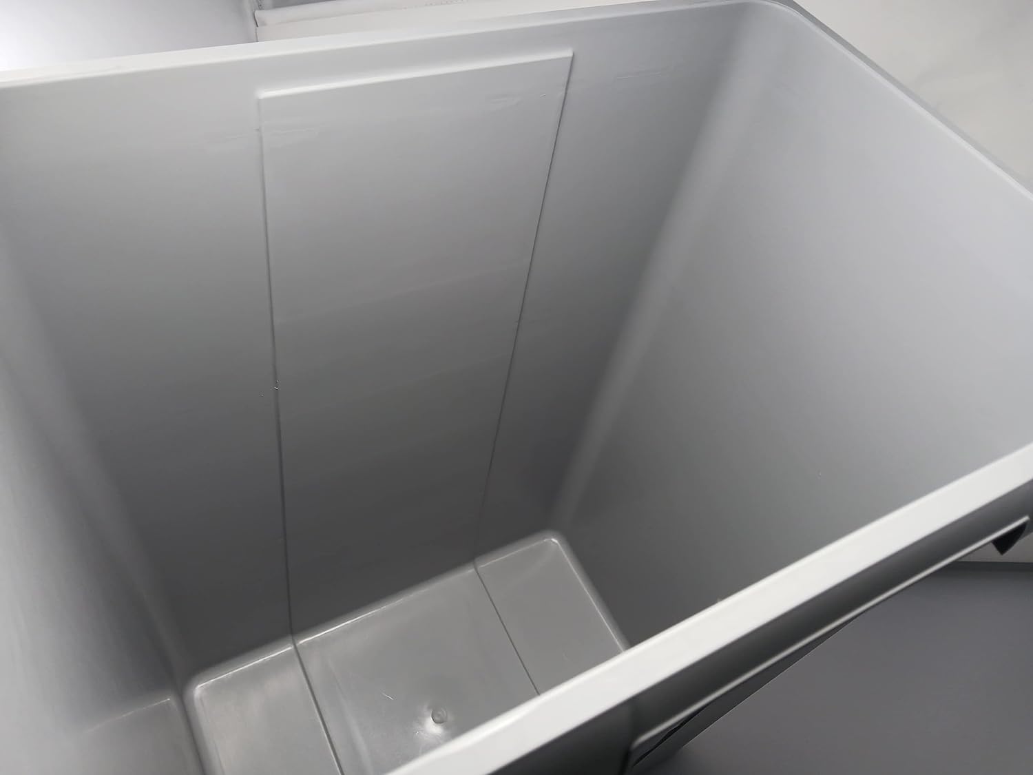 Hailo 42 liters Large Replacement Waste Bin Euro Cargo Trash for Commercial and Residential use 44.38 Quart Capacity - Gray