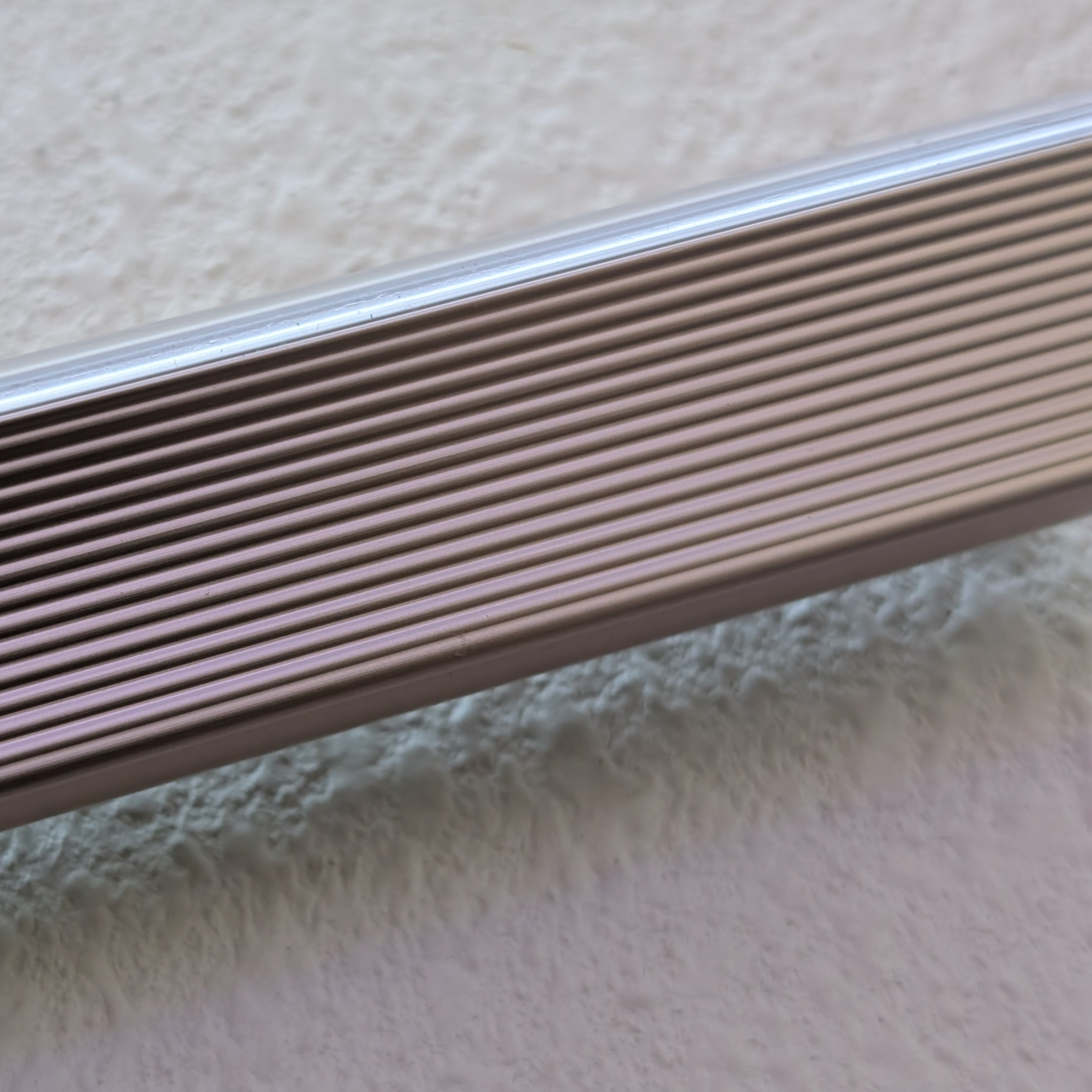 Custom Cut-to-Size Concave Closet Rod | Made-to-Order Wardrobe Hanging Rod with Supports