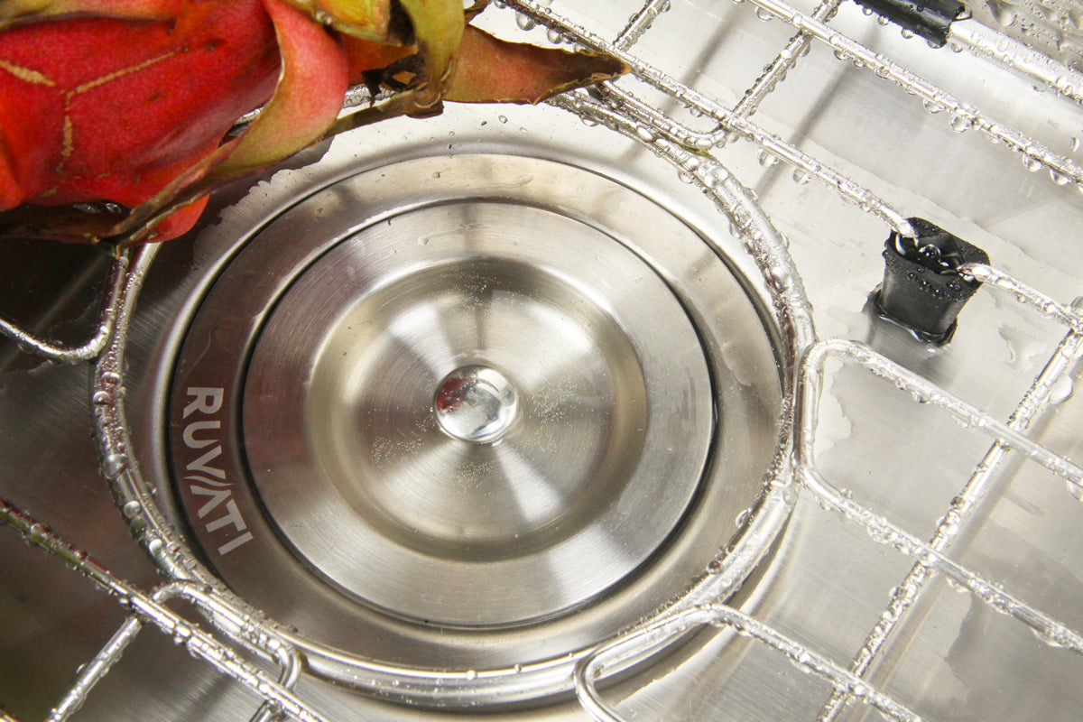 Ruvati Parmi 32-inch Undermount 50/50 Double Bowl 16 Gauge Stainless Steel Kitchen Sink – RVM4300