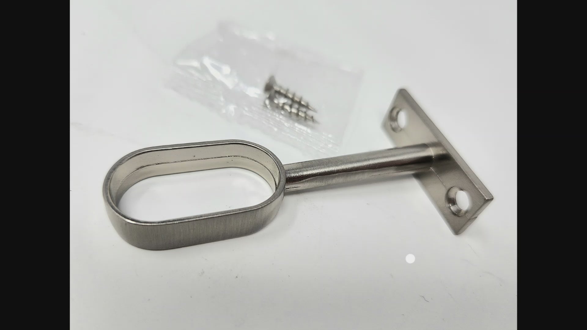 Center Oval Wardrobe Rod Support Bracket - Metal, 15x30mm, with Screws