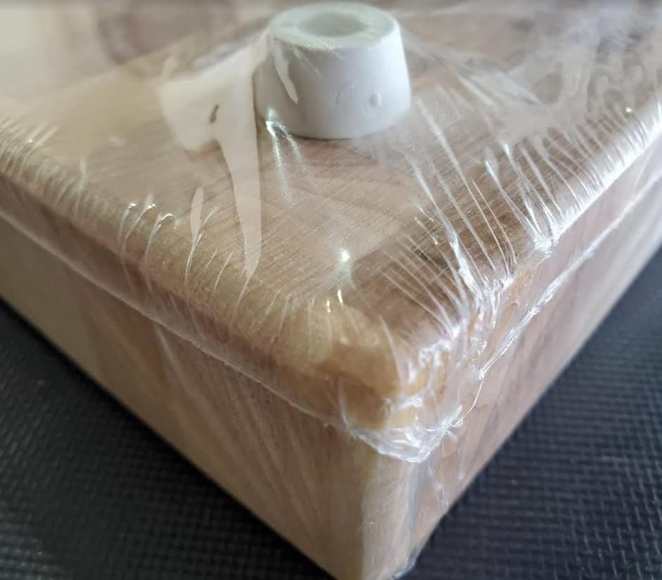 Richelieu Large 16" x 12" x 1.5" Canadian Maple End Grain Butcher Block – Rectangular Cutting Board with Free Application Kit - KI Home