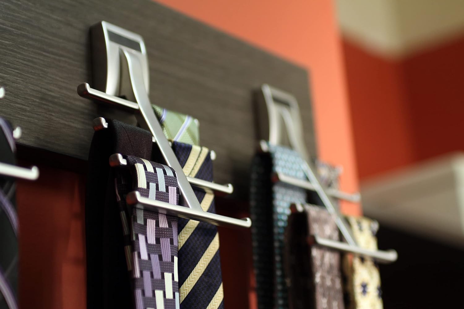 TAG Hardware Premium 8 - Tie Organizer Rack - Wall & Closet Mount, Space - Saving, Made in Canada - KI Home