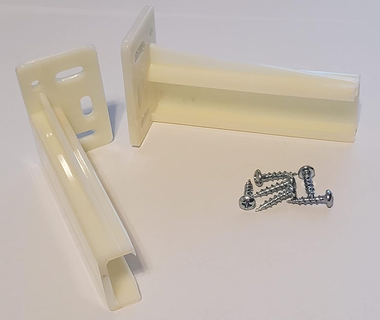 One Pair HR9000RL Rear Drawer Track Socket Mounting Back Plates Brackets, Plastic, White - Sold in Pair (Left and Right)
