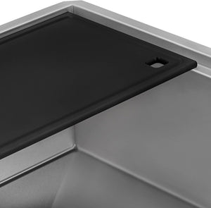 Veniso Nova Ruvati 33-inch Workstation Slope Bottom Offset Drain Undermount 16 Gauge Kitchen Sink with Black Composite Cutting Board – RVH8597