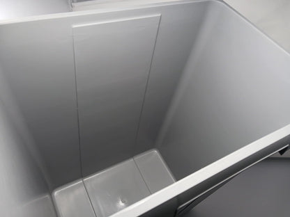 Hailo 42 liters Large Replacement Waste Bin Euro Cargo Trash for Commercial and Residential use 44.38 Quart Capacity - Gray