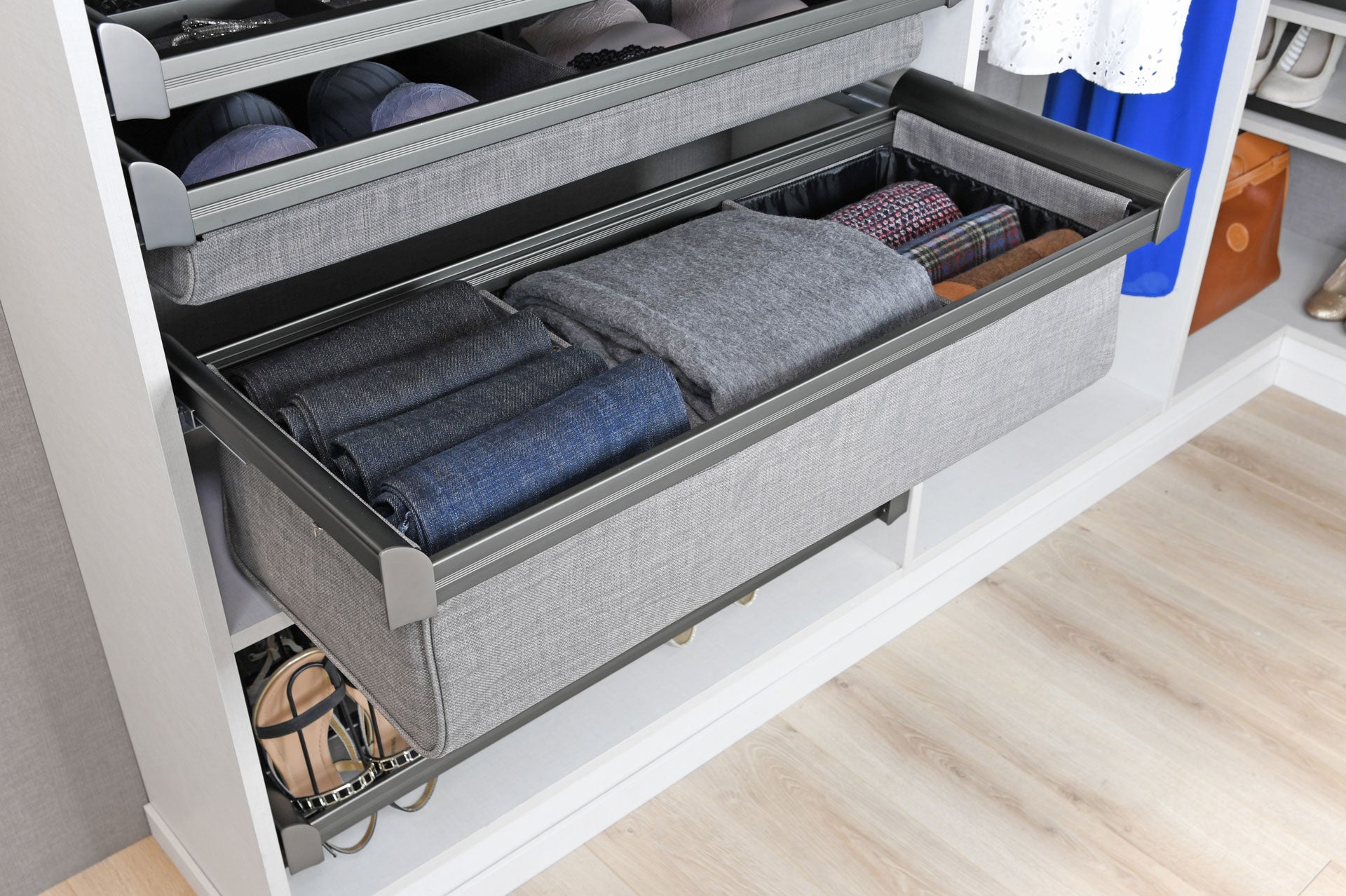 TAG Hardware ENGAGE Deep Drawer Divider Full Extension Soft-Close Undermount Slides for Sweater and Jeans Organizer