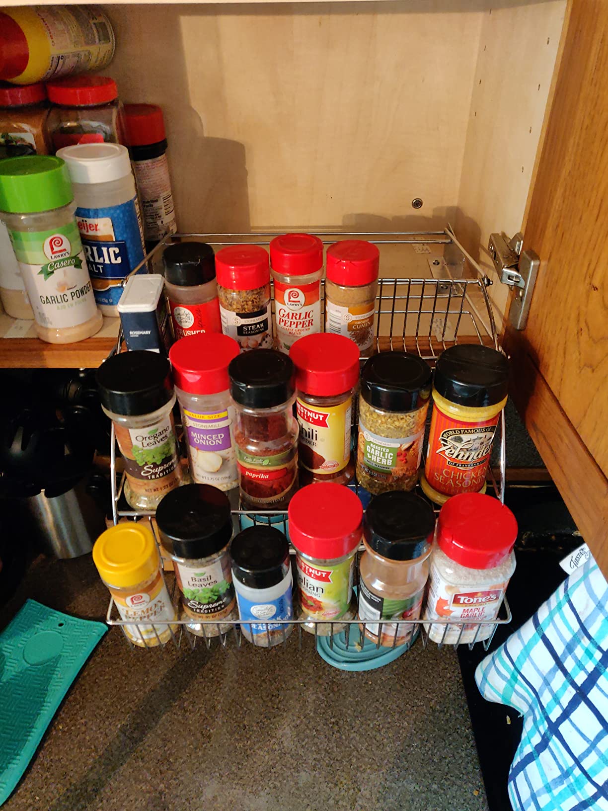 Hardware Resources 3 - Tier Pull Down Spice Rack - Chrome Steel Retractable Organizer for Spice Bottles & Seasoning Jars - KI Home