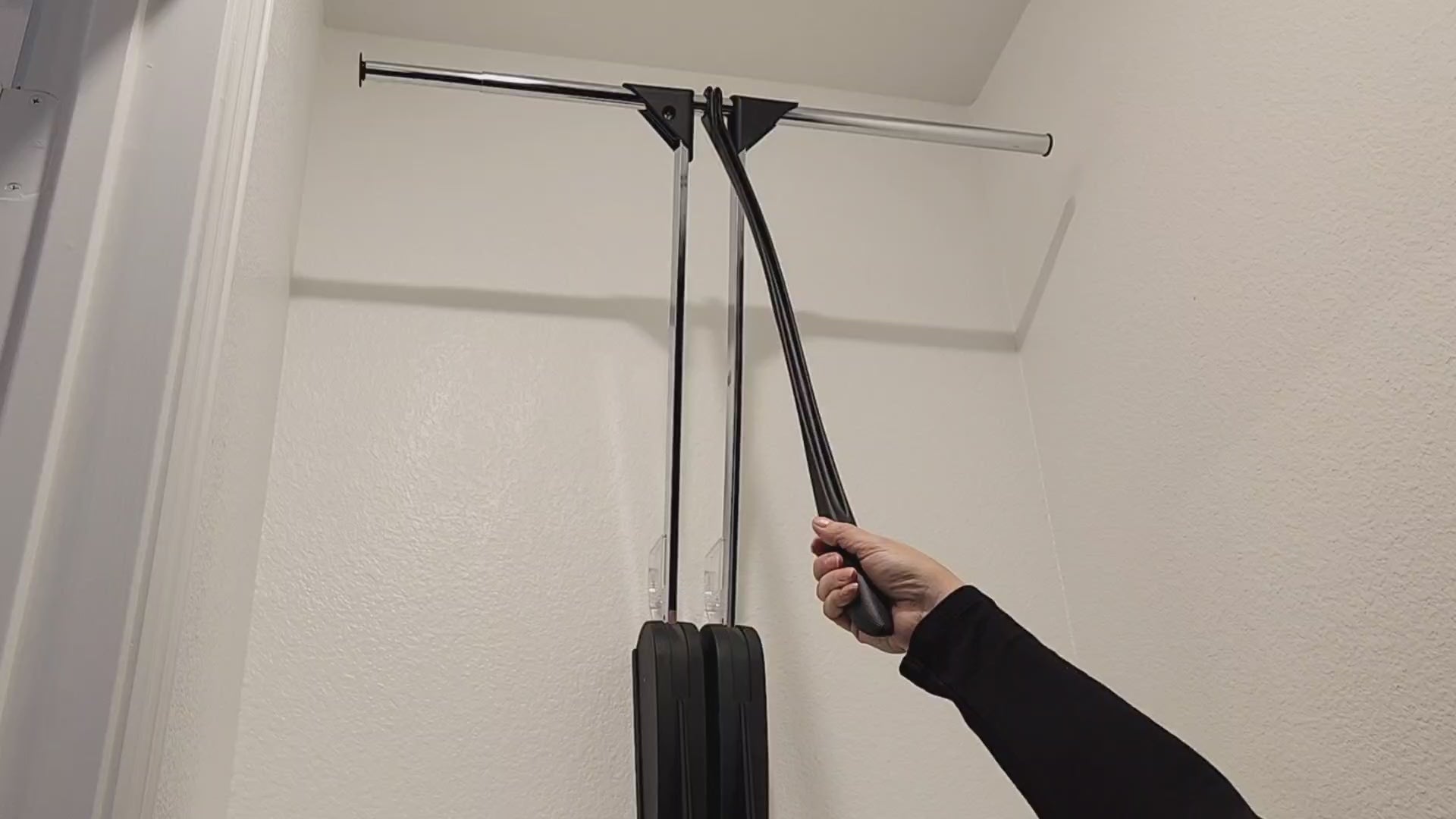 Servetto ClosetPro Central Wall-Mounted Wardrobe Lift Expanding 25 9/16" - 45 1/4" Steel Tubing 22 lb Weight capacity