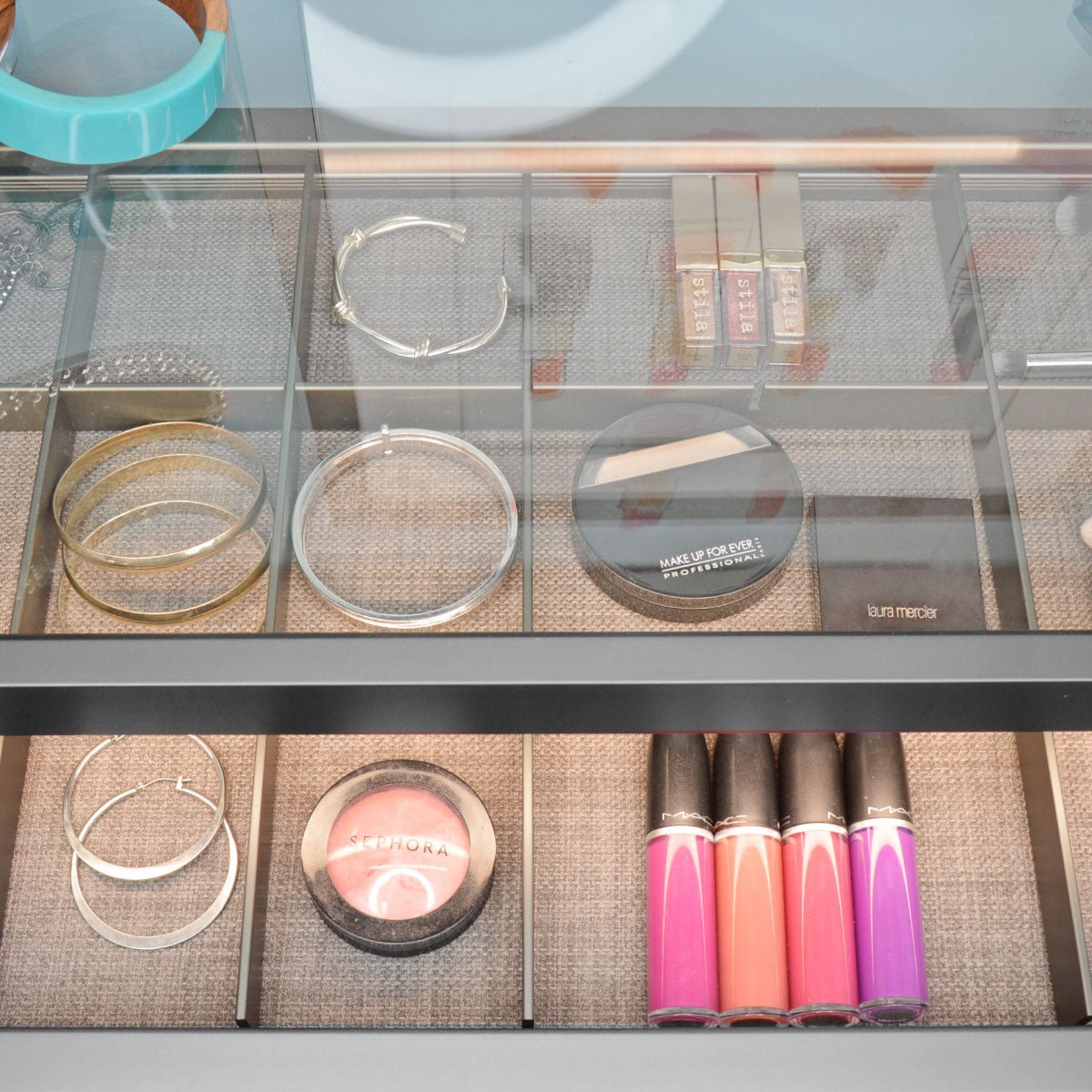 TAG Hardware Illuminated Glass Shelf Cool White Light (4000K) with 12V Loox LED Lighting - KI Home